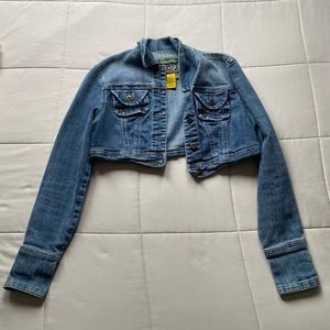 Cropped long sleeve jean jacket